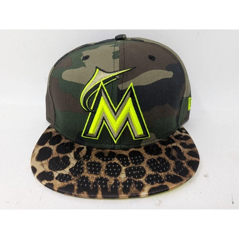 Miami Marlins Hat Cap Fitted Mens 7 1/8 Camouflage MLB Baseball 59FIFTY New Era